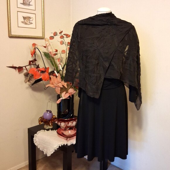 Vintage Women's NEW Stills 52% Silk Long Classic Luxury Brown Scarf - Picture 10 of 12